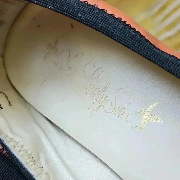 Very Lovely Soles Essence Flats Coral sz 7 - Picture 16 of 16